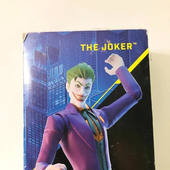 2020 DC Comics Batman 12 Inch Tall The  Joker Action Figure Spin Master - Picture 9 of 16